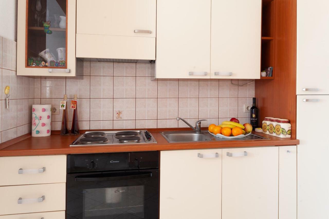 Apartmani Anja Makarska Bagian luar foto